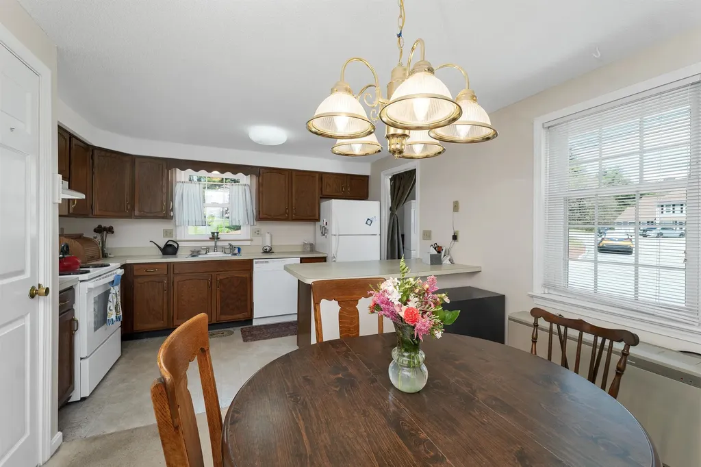 2 Aspen Lane Merrimack NH 03054