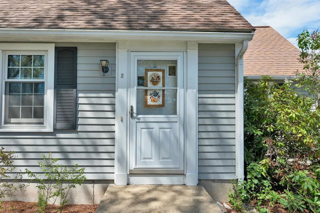 2 Aspen Lane Merrimack NH 03054