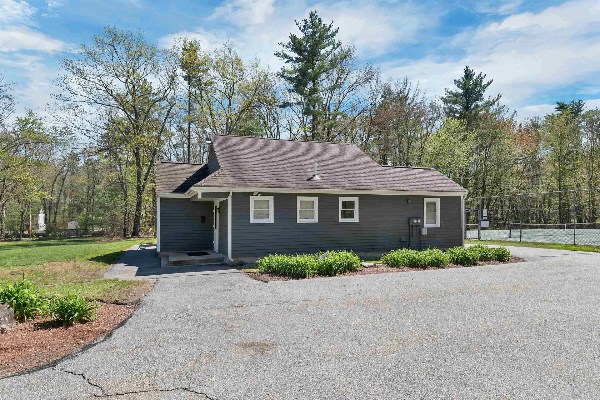 2 Aspen Lane Merrimack NH 03054