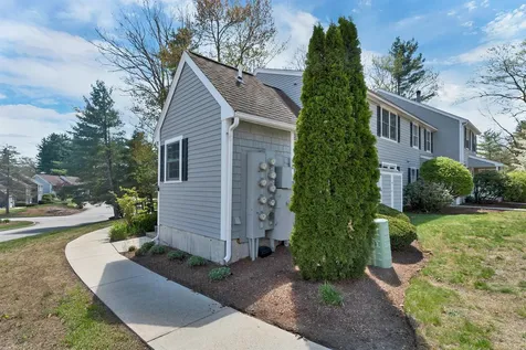 2 Aspen Lane Merrimack NH 03054