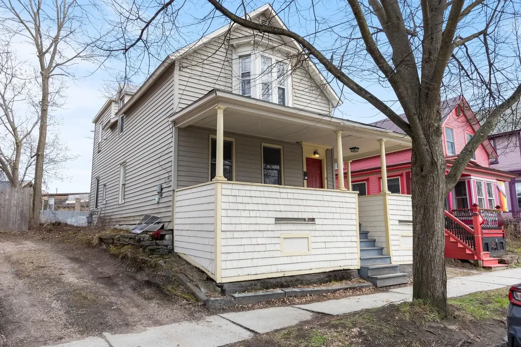 6-8 Decatur Street Burlington VT 05401