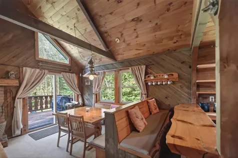 48 Upper Highlands Loop Dover VT 05356