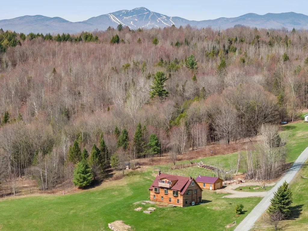 145 Jeffries Road Newport Town VT 05857
