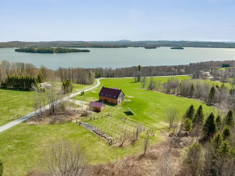 145 Jeffries Road Newport Town VT 05857