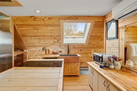 145 Jeffries Road Newport Town VT 05857
