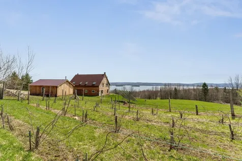 145 Jeffries Road Newport Town VT 05857