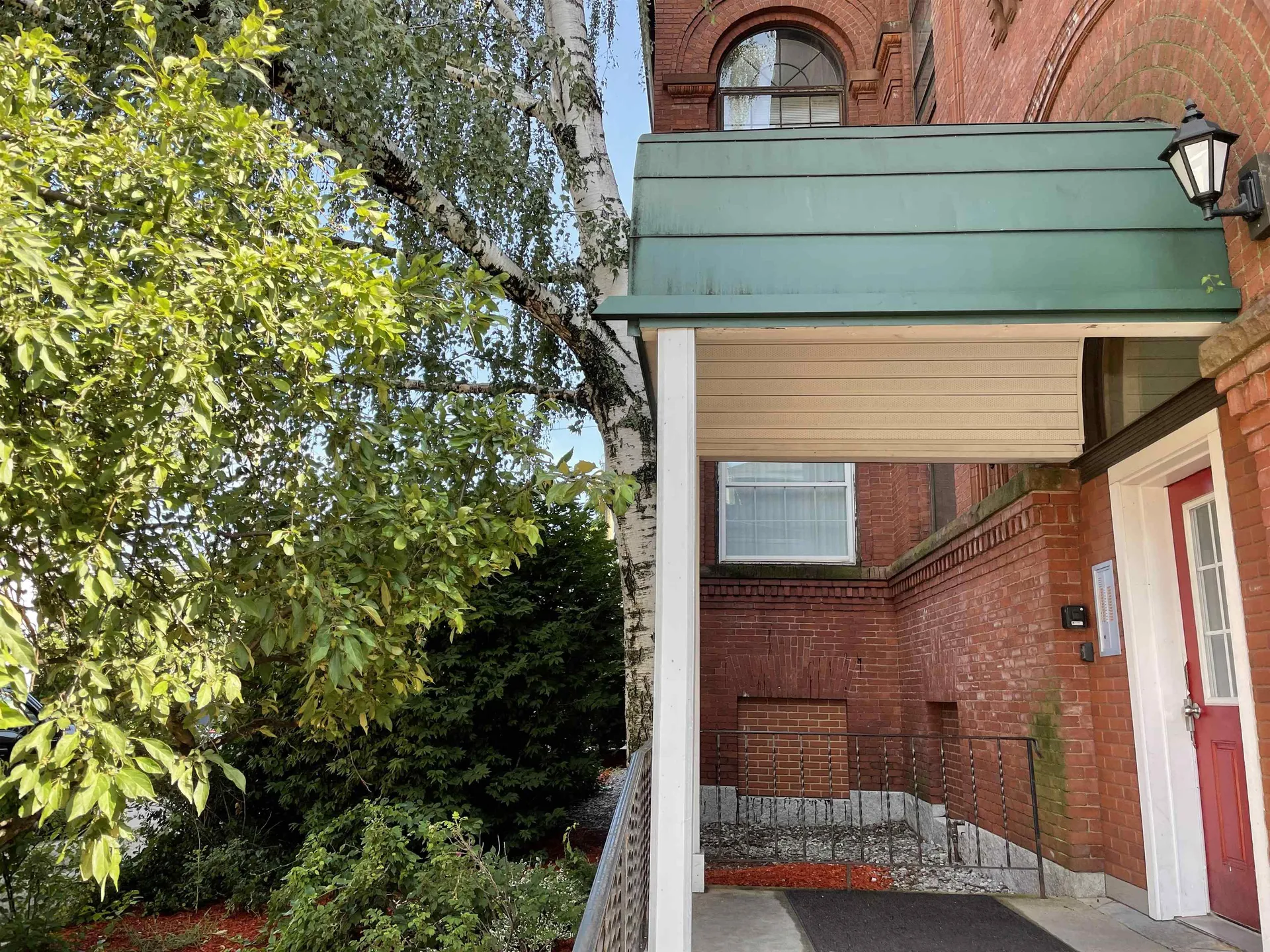 521 Pine Street Manchester NH 03102