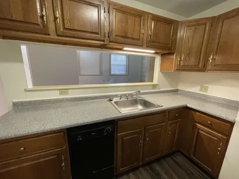 521 Pine Street Manchester NH 03102