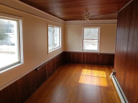 68 Charles Street Rochester NH 03867