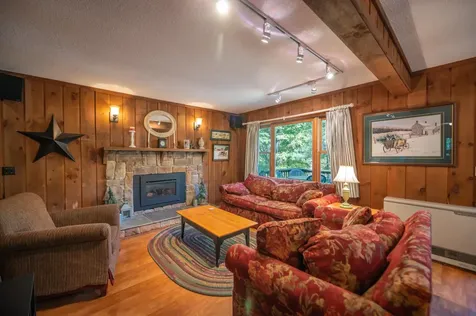 49 West Road Wilmington VT 05363
