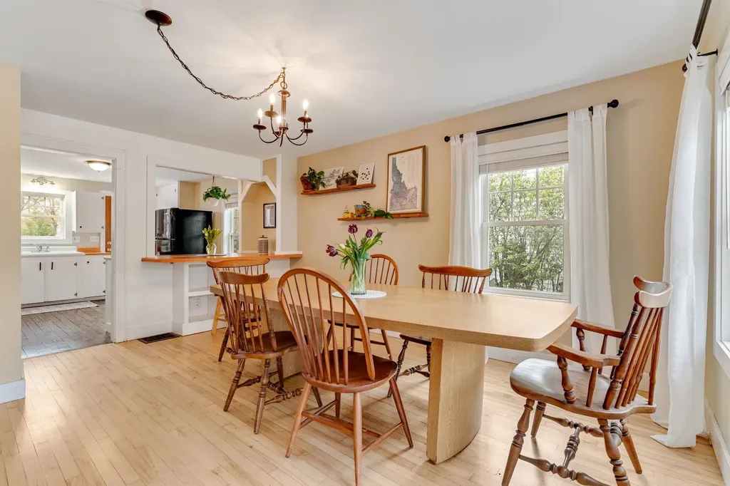 25 Birch Street South Burlington VT 05403