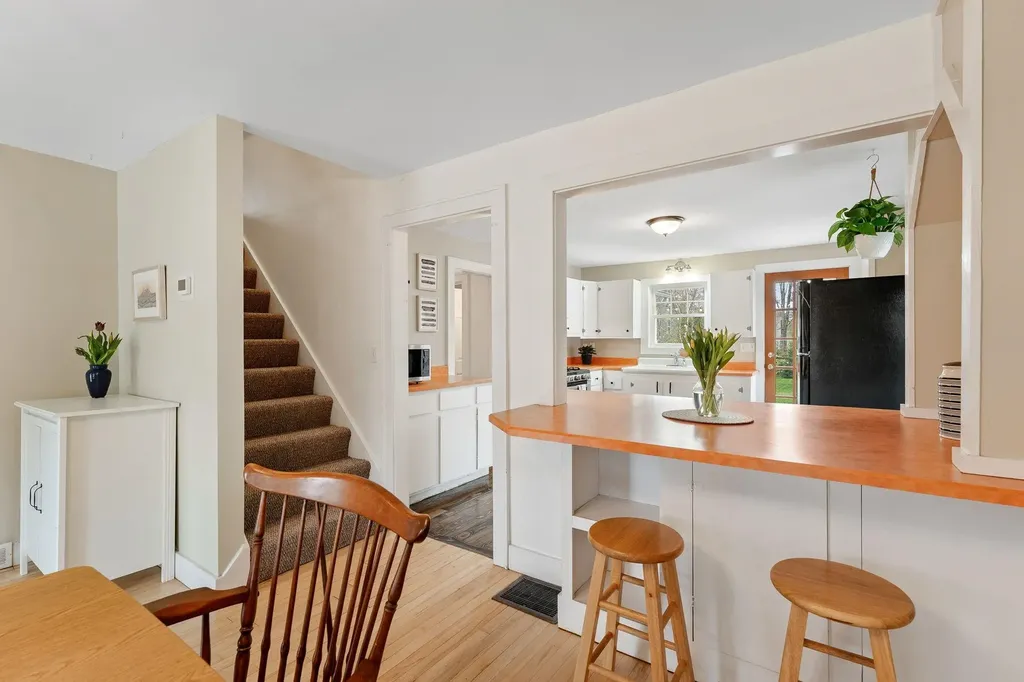 25 Birch Street South Burlington VT 05403