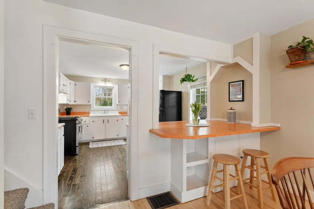 25 Birch Street South Burlington VT 05403