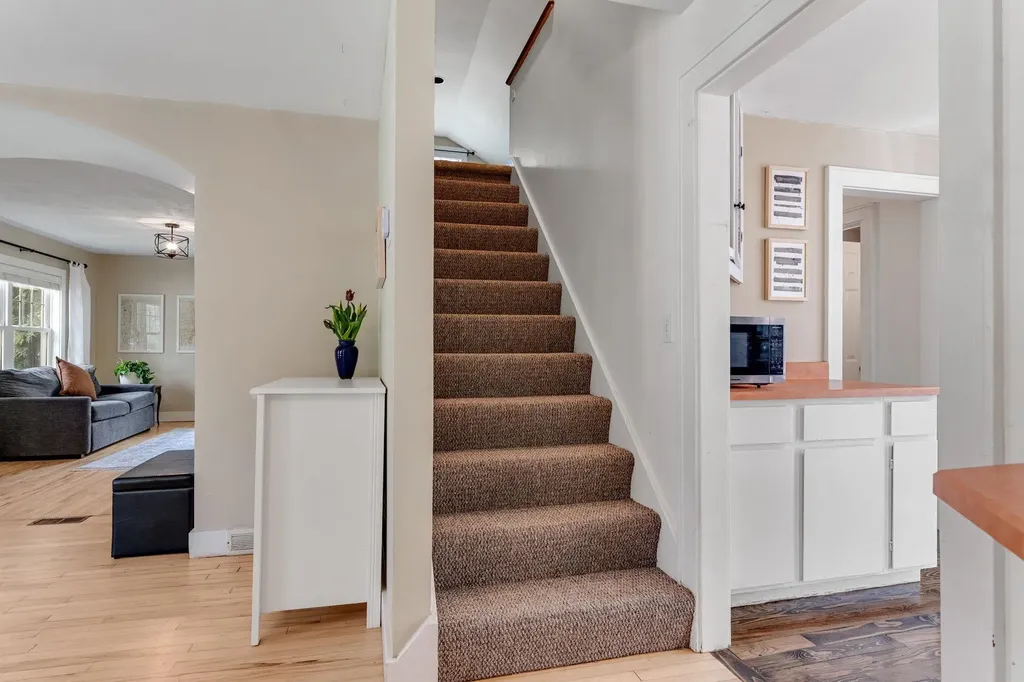 25 Birch Street South Burlington VT 05403