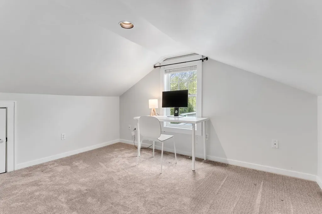 25 Birch Street South Burlington VT 05403