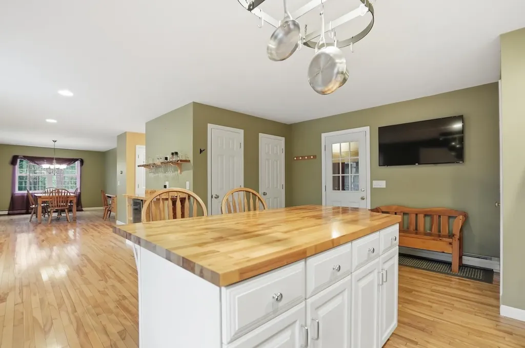 84 Long Pond Drive Milton VT 05468