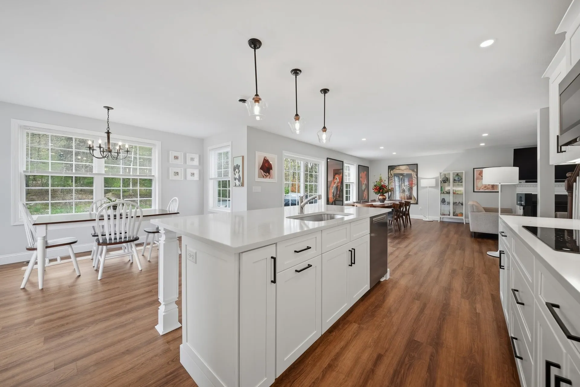 12 Sandybrook Drive Raymond NH 03077
