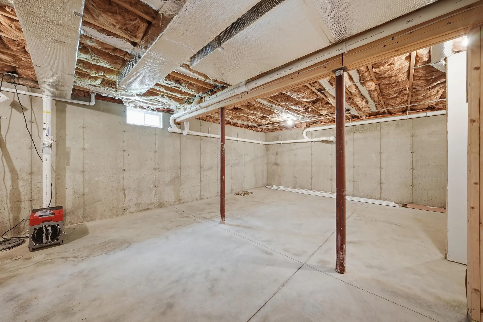 12 Sandybrook Drive Raymond NH 03077