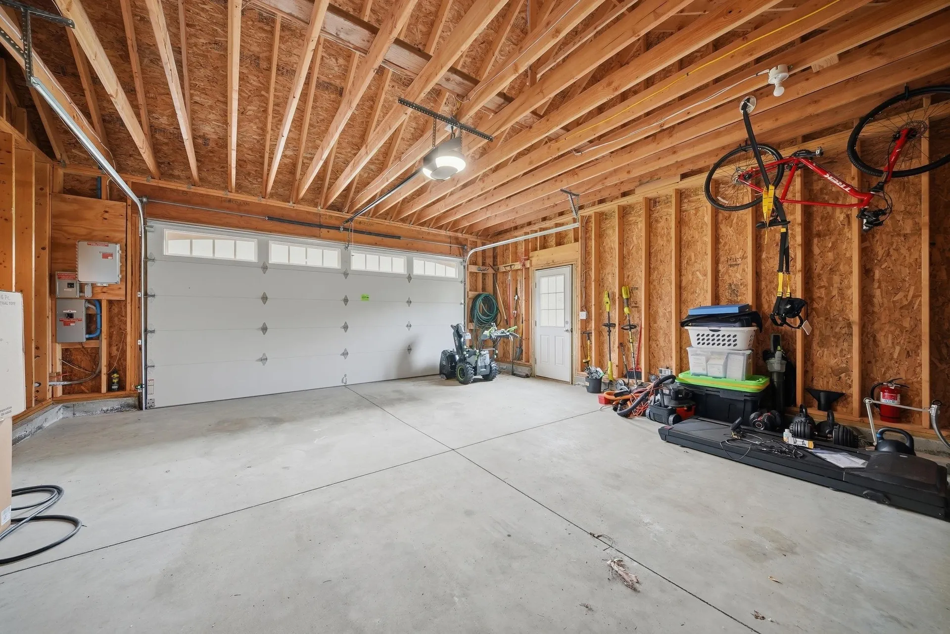 12 Sandybrook Drive Raymond NH 03077