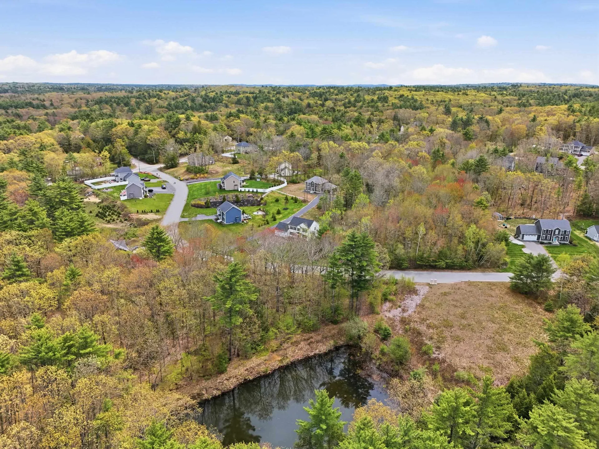12 Sandybrook Drive Raymond NH 03077