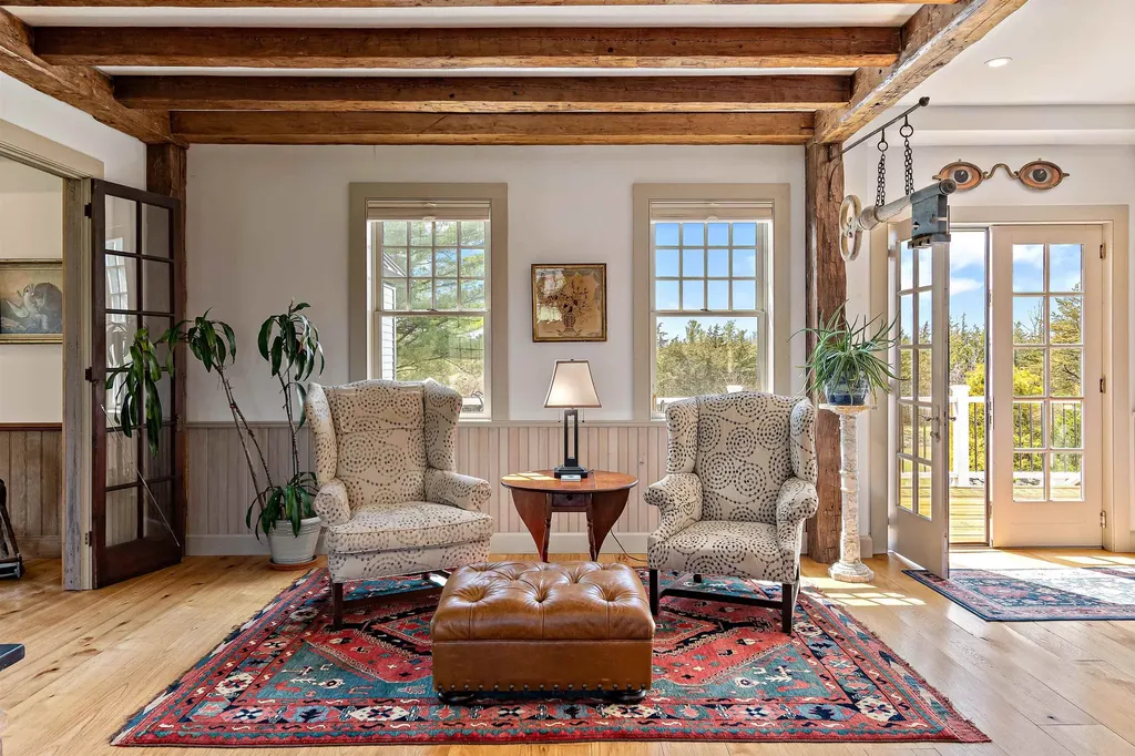 1576 Ferry Road Charlotte VT 05445