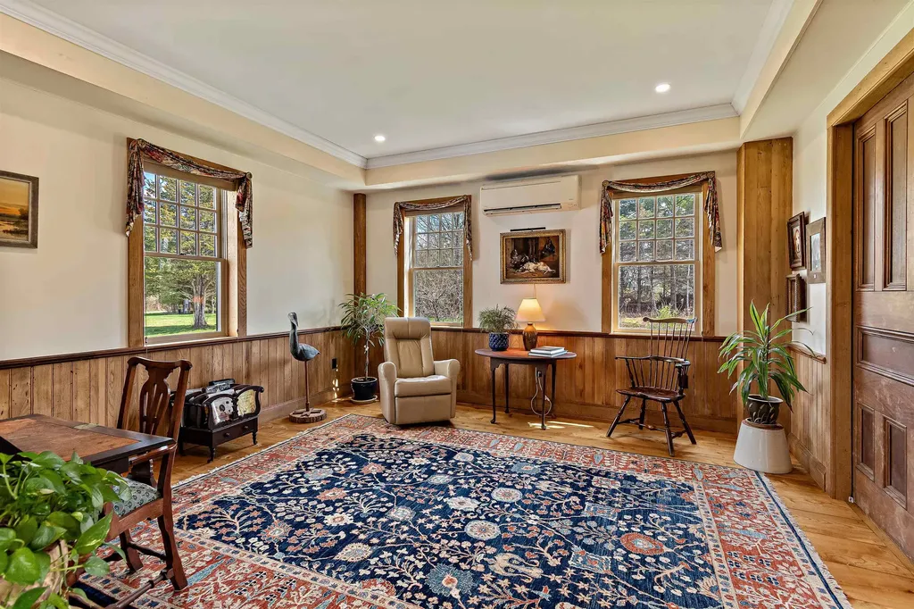 1576 Ferry Road Charlotte VT 05445