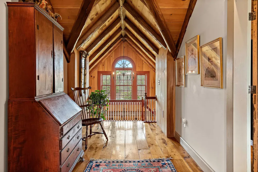 1576 Ferry Road Charlotte VT 05445