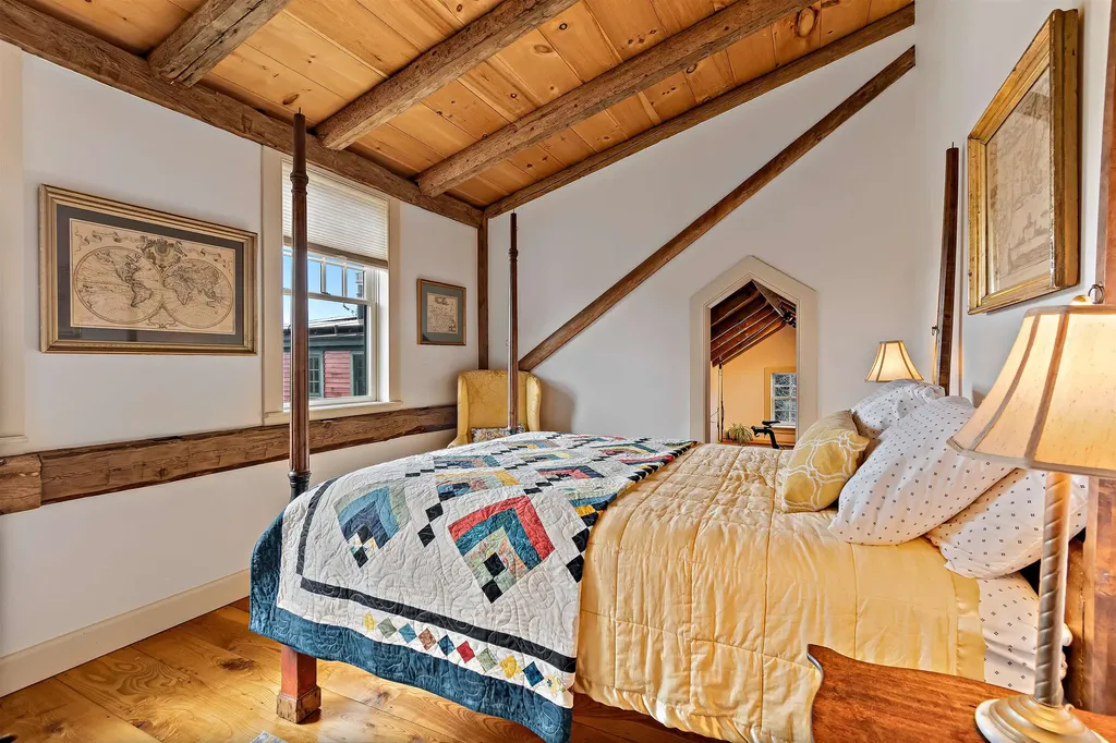 1576 Ferry Road Charlotte VT 05445