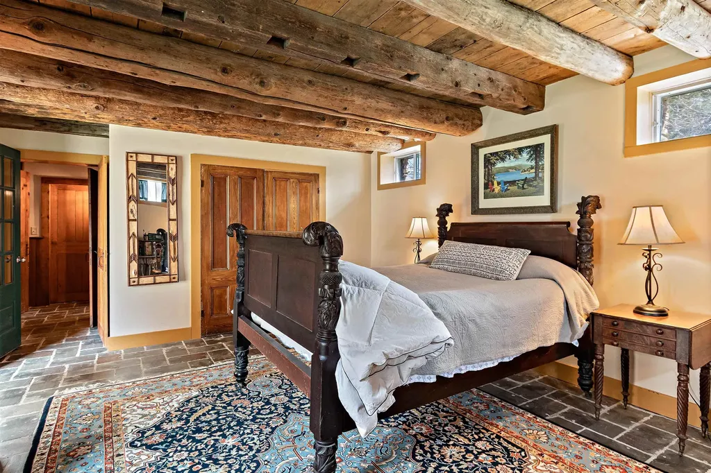 1576 Ferry Road Charlotte VT 05445