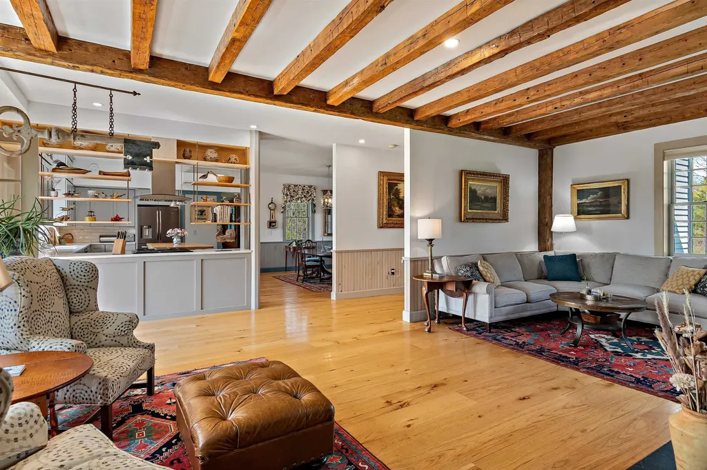 1576 Ferry Road Charlotte VT 05445