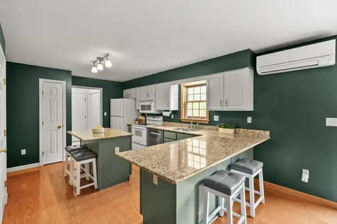 10 Avon Shores Road Moultonborough NH 03254