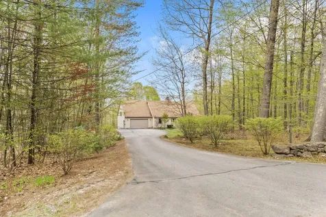 10 Avon Shores Road Moultonborough NH 03254