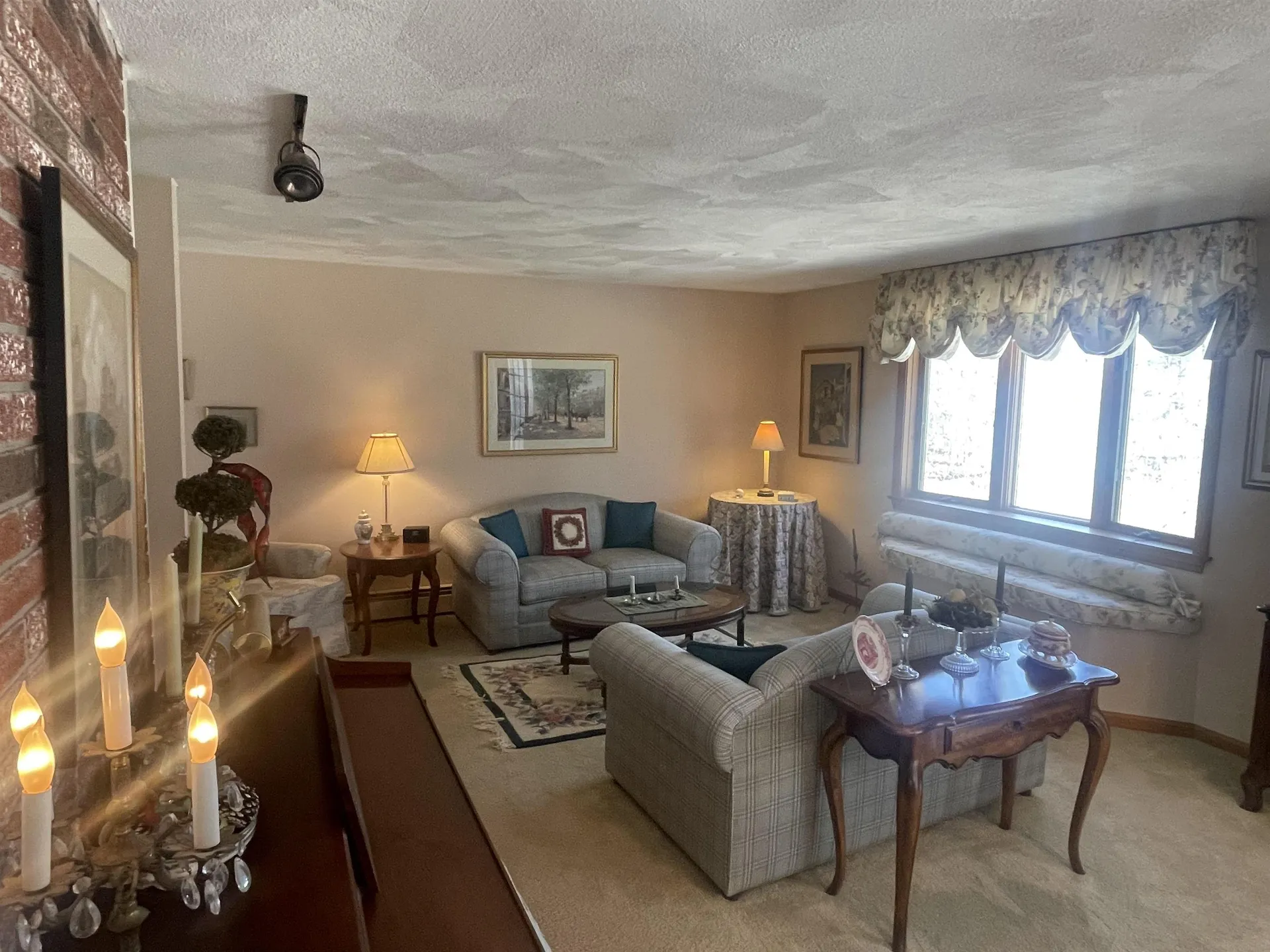 15 Knightland Road Atkinson NH 03811