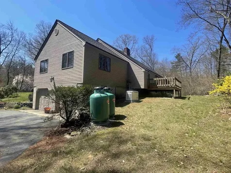 15 Knightland Road Atkinson NH 03811