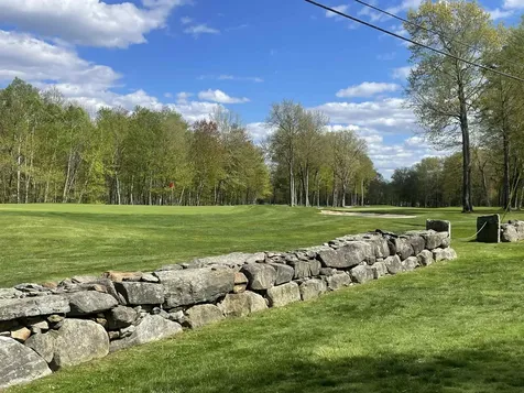 15 Knightland Road Atkinson NH 03811