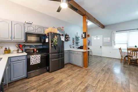 4 Sunset Drive Londonderry NH 03053