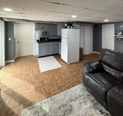 4 Sunset Drive Londonderry NH 03053