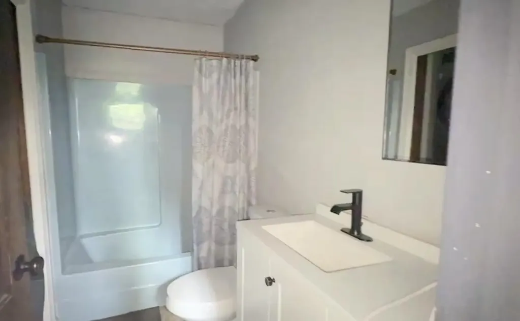 128 Roberts Hill Road Claremont NH 03743
