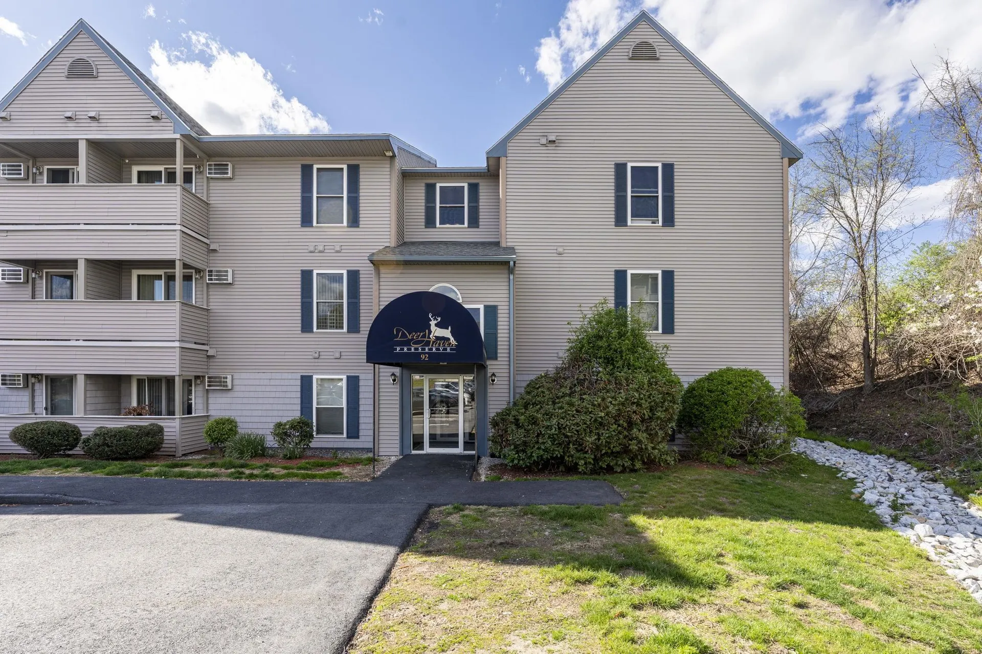 92 Eastern Avenue Manchester NH 03104