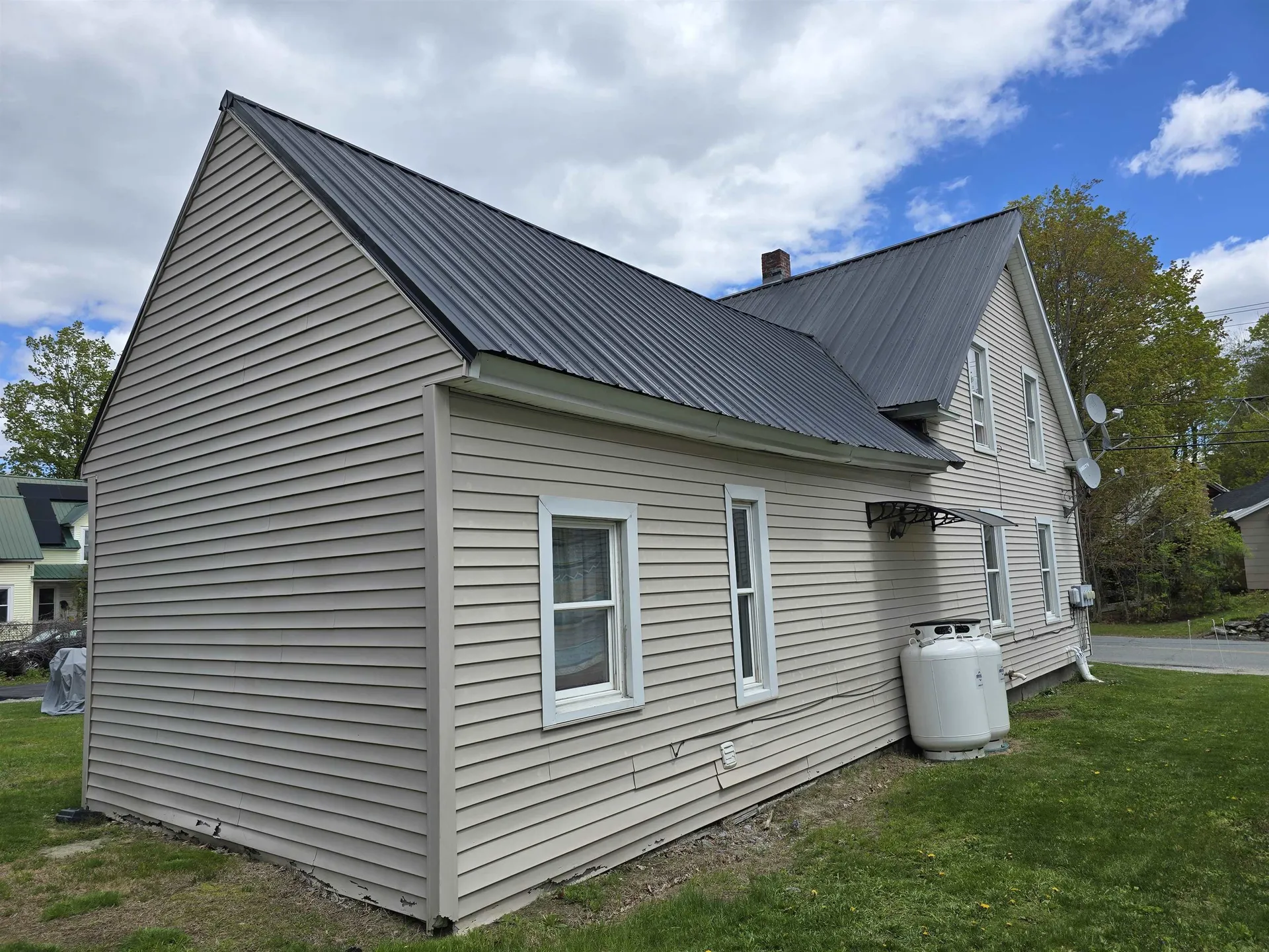 38 Summer Street Newport NH 03773