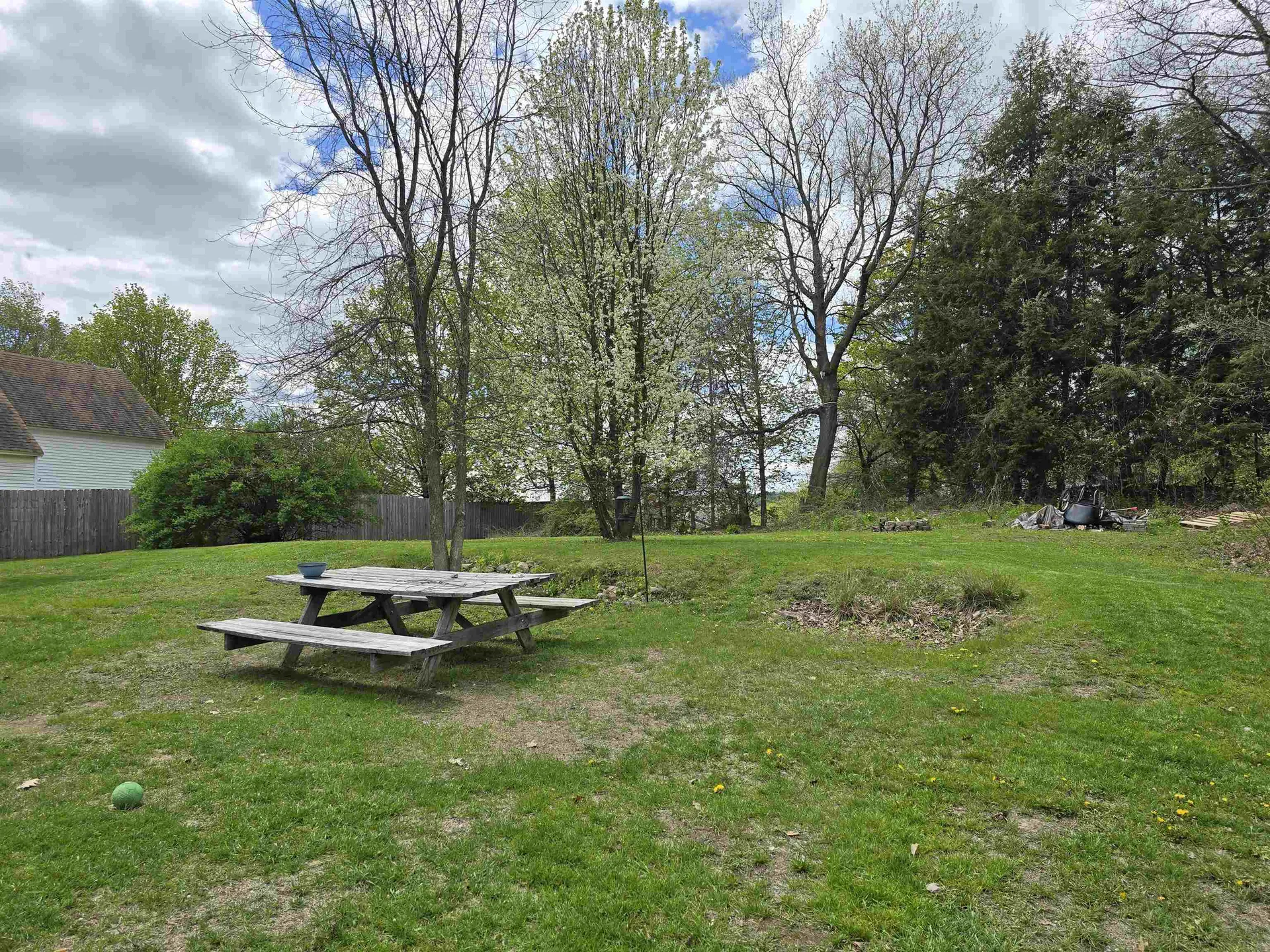 38 Summer Street Newport NH 03773
