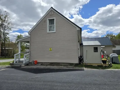 38 Summer Street Newport NH 03773