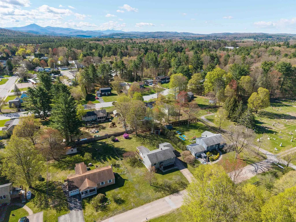 5 Cemetery Road Essex VT 05452
