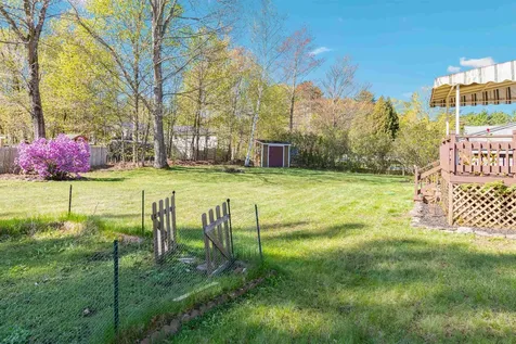 5 Cemetery Road Essex VT 05452