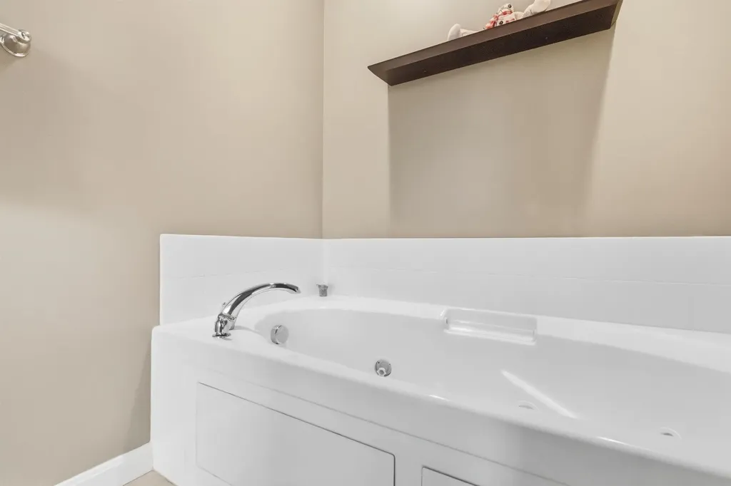 112 Woodland Loop Lincoln NH 03251