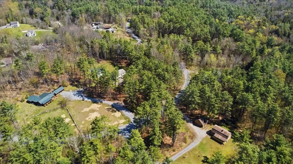 886 Hidden Valley Road Shaftsbury VT 05262