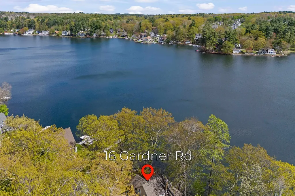 16 Gardner Road Windham NH 03087