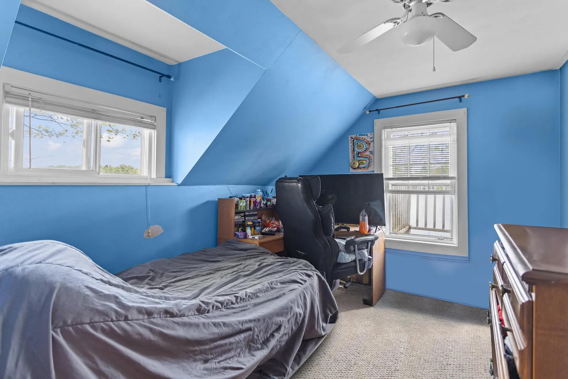 16 Gardner Road Windham NH 03087