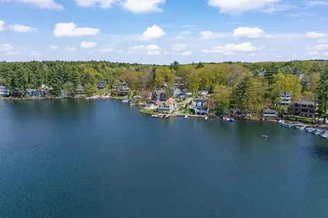 16 Gardner Road Windham NH 03087