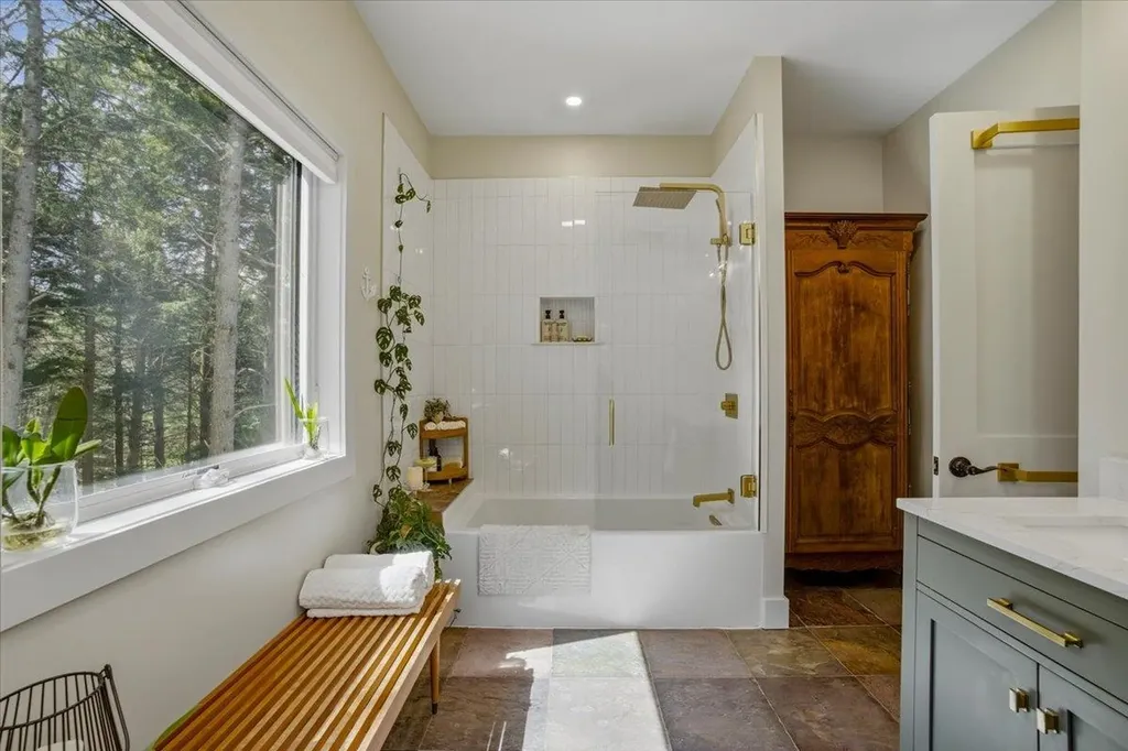545 Stagecoach Lane Waterbury VT 05677